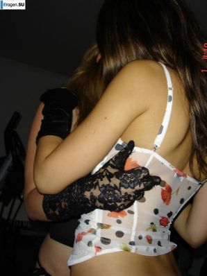 striptease lesbians. Part 4. Thumbnail 10