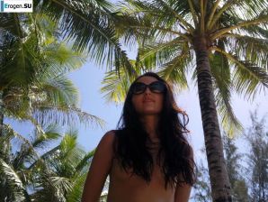 beach art. Thumbnail 8