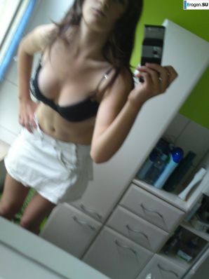 studio in the bathroom. Thumbnail 18