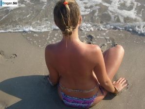 chronicles of the nudist beach. Thumbnail 18