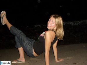 chronicles of the nudist beach. Thumbnail 25