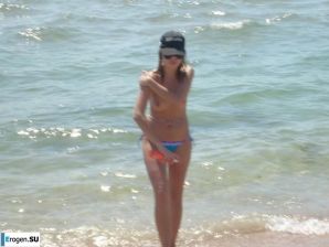 chronicles of the nudist beach. Thumbnail 4