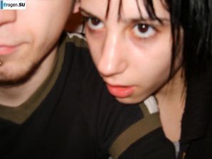 slightly gothic couple. Thumbnail 12
