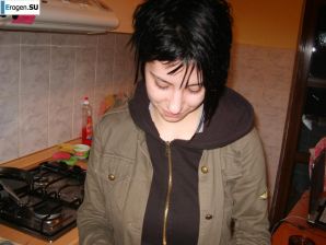 slightly gothic couple. Thumbnail 3