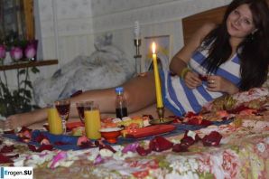 пацан с двумя подругами. Миниатюра 8