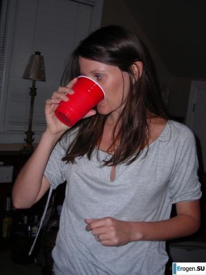 everyday life and relaxation of a brunette with her boyfriend. Thumbnail 38
