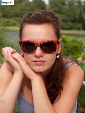 took the DSLR to nature. Thumbnail 8