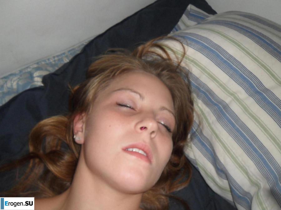 a young miniature girl with a bald daddy. Part 2. Slide 2