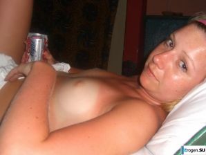 amateur blonde. Thumbnail 13