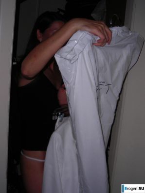 everyday life and relaxation of a brunette with her boyfriend. Part 2. Thumbnail 12