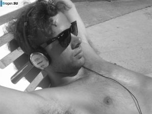 family beach chronicles. Thumbnail 2