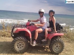 family beach chronicles. Thumbnail 6