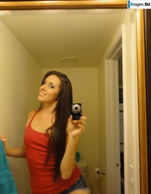 striptease in front of the mirror. Thumbnail 35