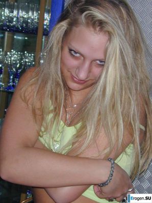 blonde with an animal look. Thumbnail 30