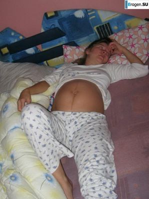 pregnant naughty girl. Thumbnail 2
