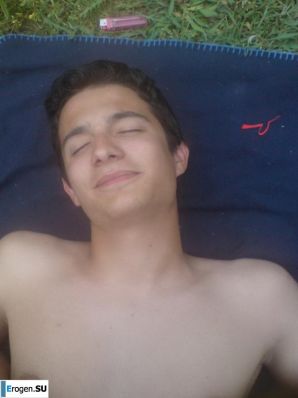 sex on a picnic. Thumbnail 6