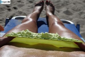 boobs by the sea. Thumbnail 8