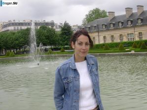 sensual undressed Frenchwoman. Thumbnail 1