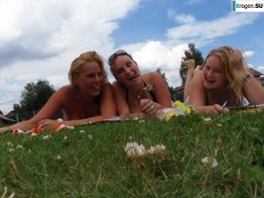 three girlfriends modestly misbehaving. Thumbnail 4