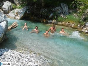 tourists and nudists in one bottle. Thumbnail 19