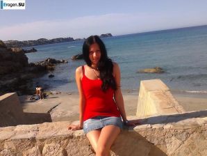 leave without a swimsuit. Thumbnail 11