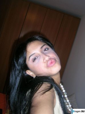 latin girl with a boyfriend. Thumbnail 19