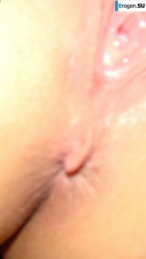 sultry sexy brunette. Thumbnail 15