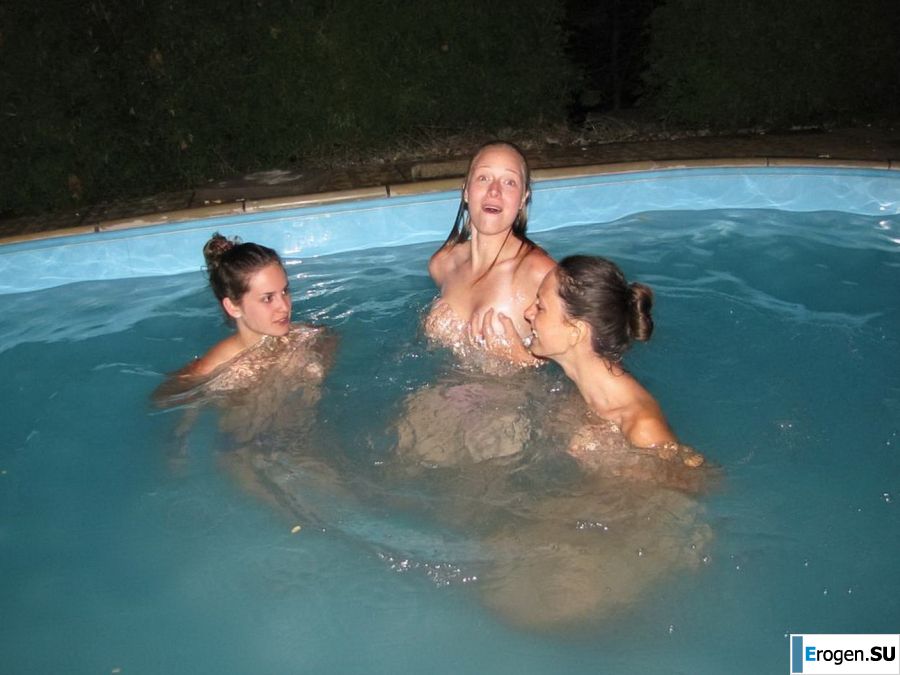 naked chicks in the pool. Slide 38