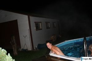 naked chicks in the pool. Part 2. Thumbnail 18