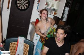 naked chicks in the pool. Part 2. Thumbnail 22