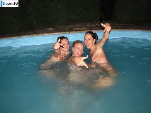 naked chicks in the pool. Part 2. Thumbnail 26