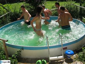 naked chicks in the pool. Part 2. Thumbnail 8