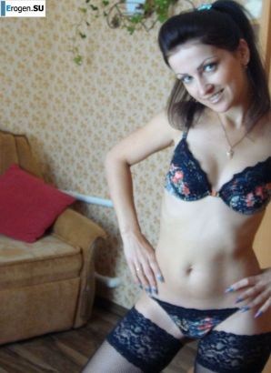 sultry sexy brunette. Part 2. Thumbnail 15