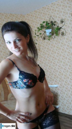 sultry sexy brunette. Part 3. Thumbnail 16