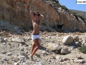 took off her bra somewhere on the rocky slopes. Thumbnail 25