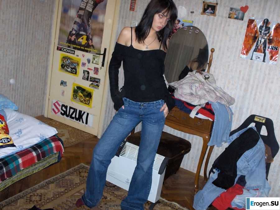 moody striptease without a single smile. Slide 38