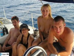 party with heifers on a yacht. Thumbnail 11