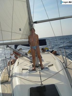 party with heifers on a yacht. Thumbnail 26