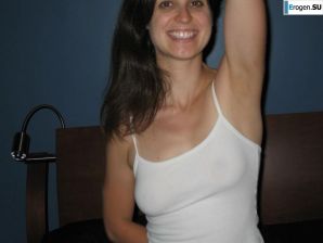 family brunette starred for the story. Thumbnail 5