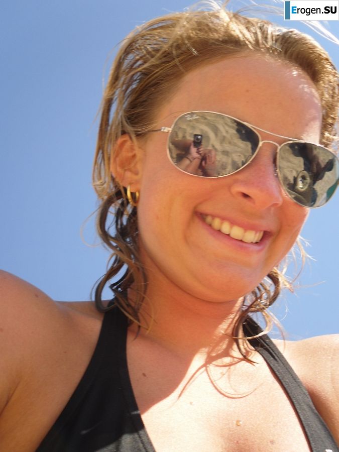 mischievous minx on the beach. Slide 30