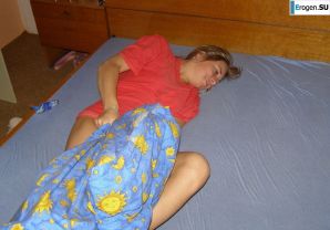 nude on the beach and in the room. Thumbnail 29