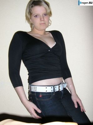 the next self-arrows of an uncut girl. Thumbnail 11