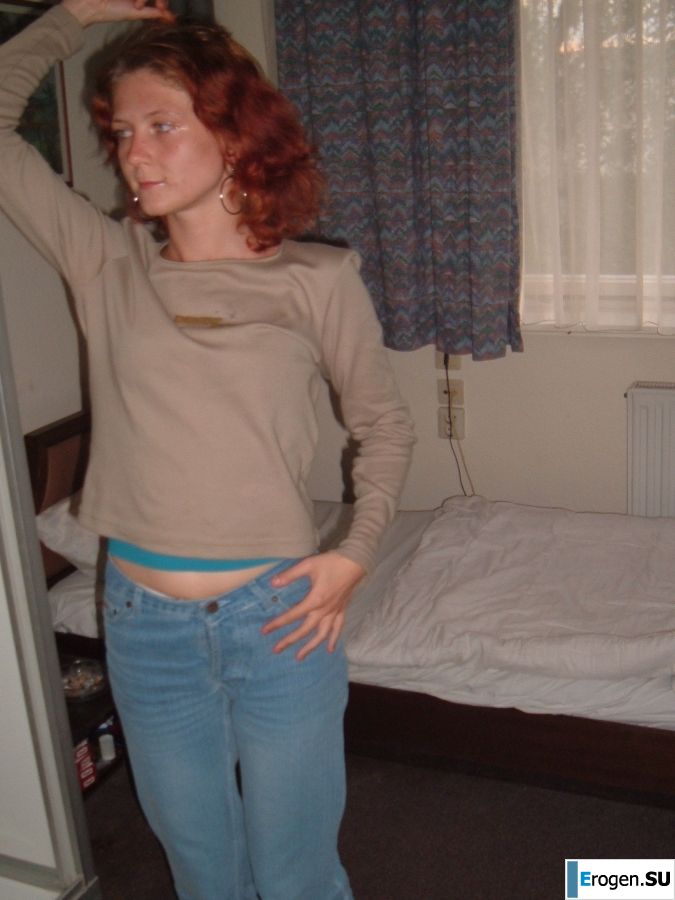 red-haired slim beast without underwear. Slide 19