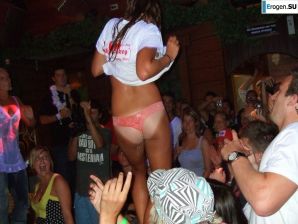 competition of wet t-shirts in a night club. Thumbnail 1