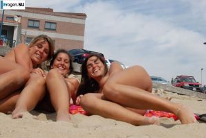nudist lesbians. Thumbnail 31