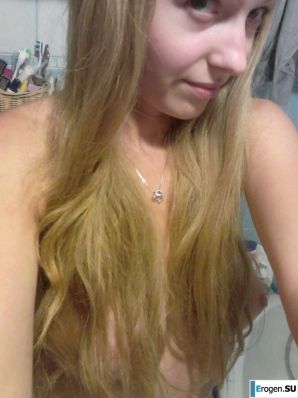 selfie in the bathroom after a shower. Thumbnail 3