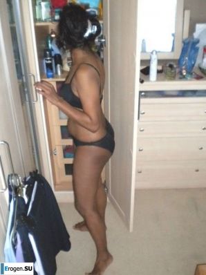 black woman with a perspective on the ass. Thumbnail 34