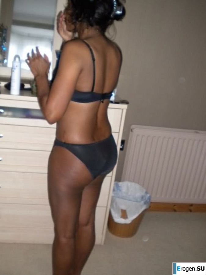 black woman with a perspective on the ass. Part 2. Slide 19