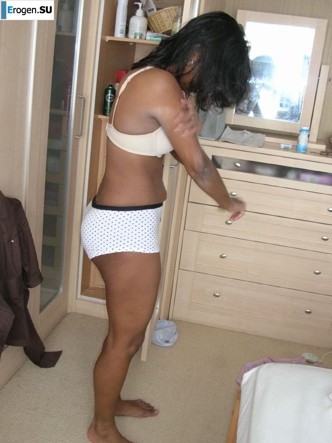 black woman with a perspective on the ass. Part 2. Slide 2