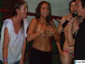 competition of wet t-shirts in a night club. Part 5. Thumbnail 14